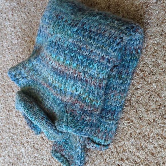 Columbia Chunky Knit Turtleneck Sweater - Picture 6 of 6